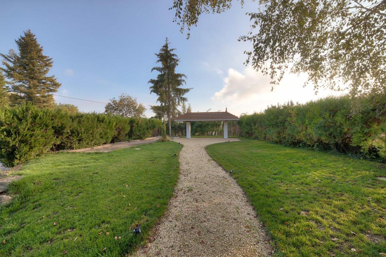 Appartement Chloe Du Lac Montferrat  エクステリア 写真