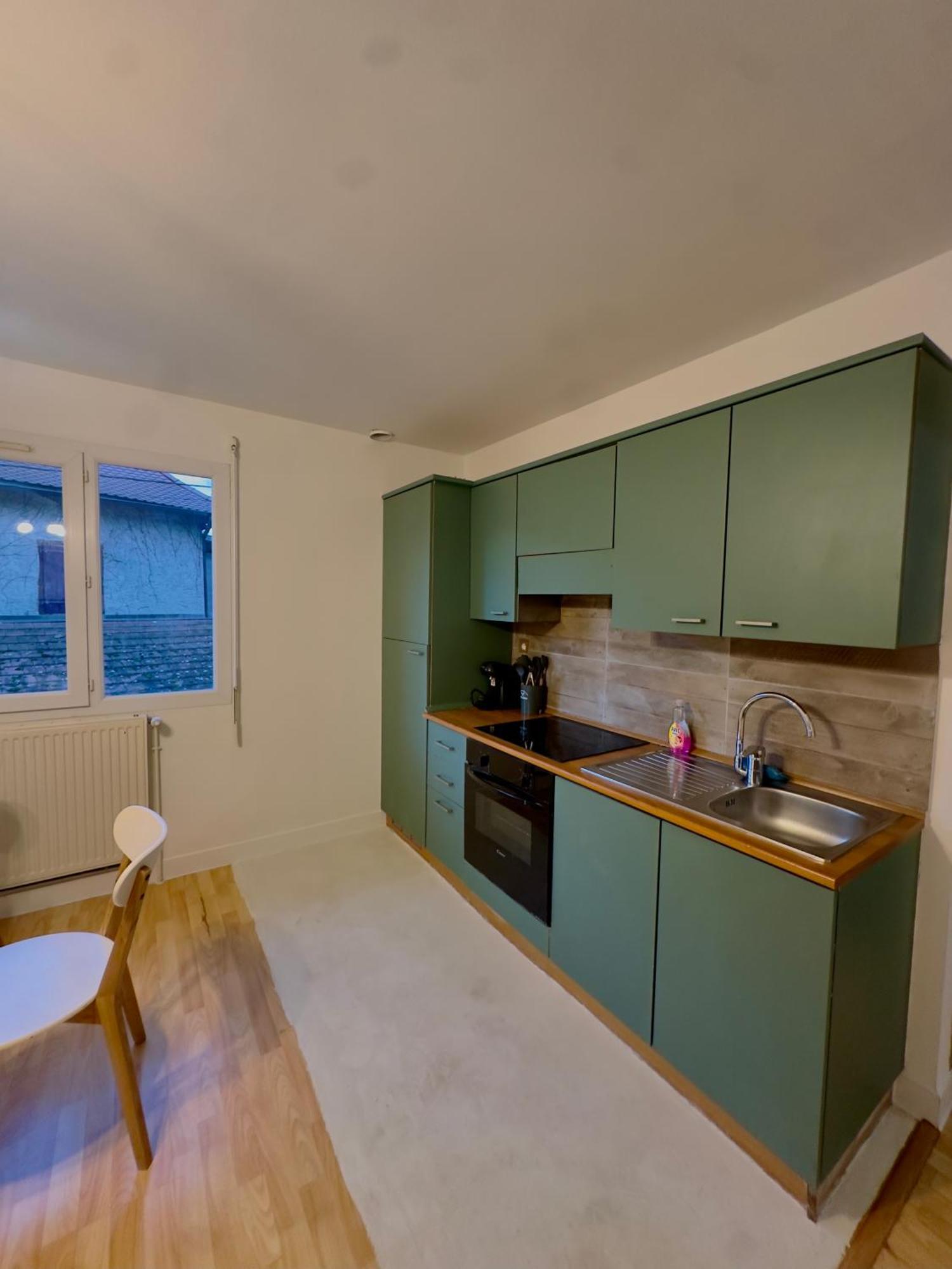 Appartement Chloe Du Lac Montferrat  エクステリア 写真