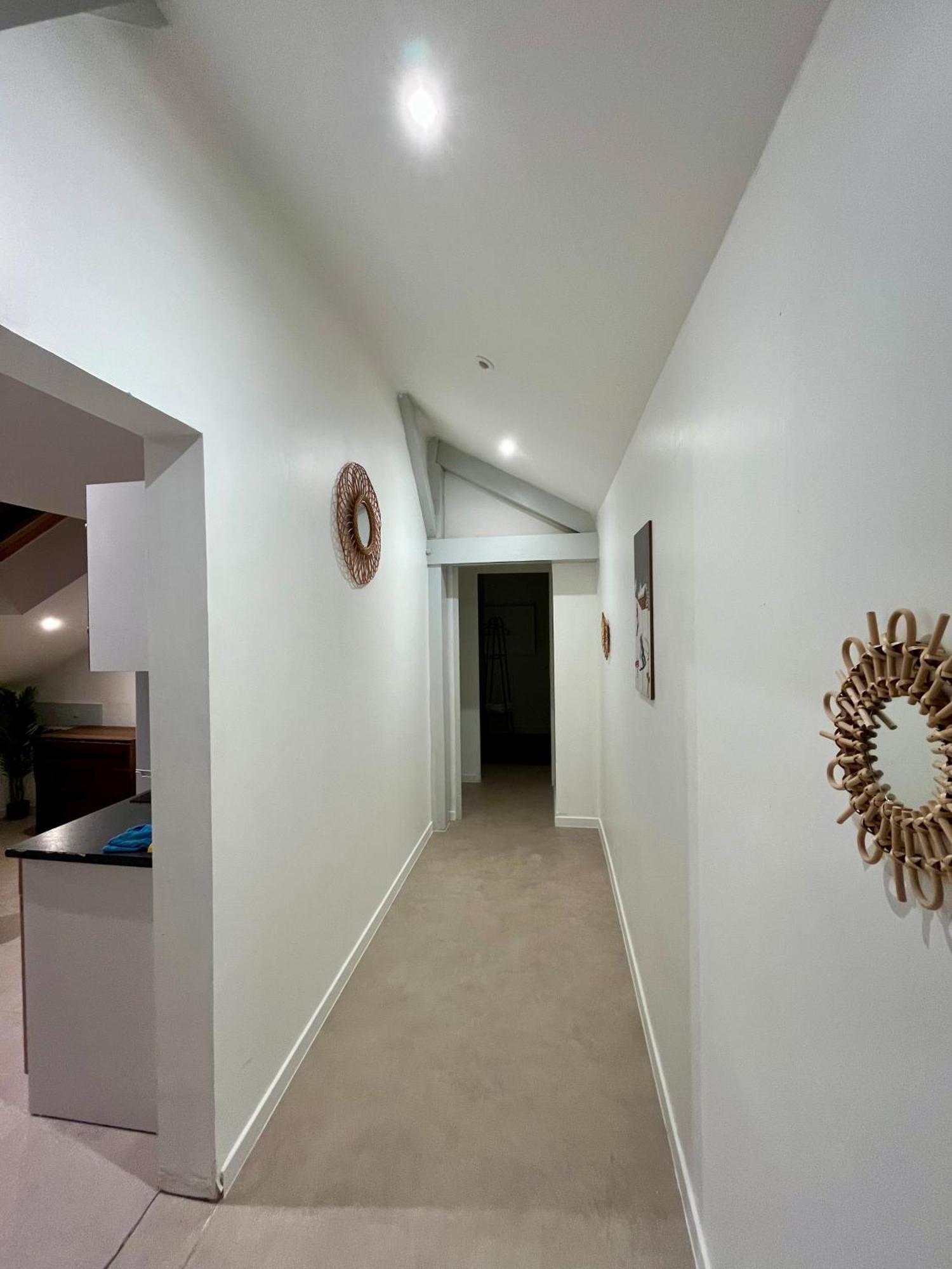 Appartement Chloe Du Lac Montferrat  エクステリア 写真