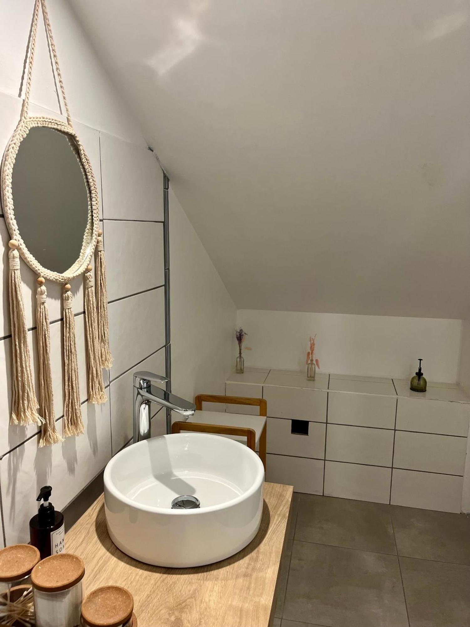 Appartement Chloe Du Lac Montferrat  エクステリア 写真