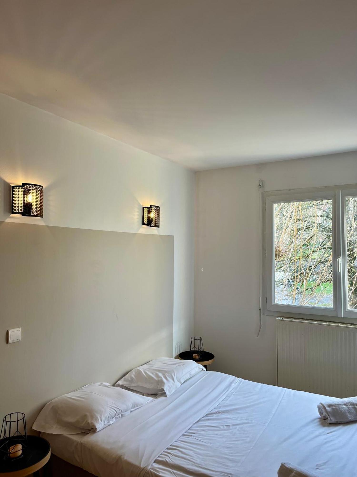 Appartement Chloe Du Lac Montferrat  エクステリア 写真
